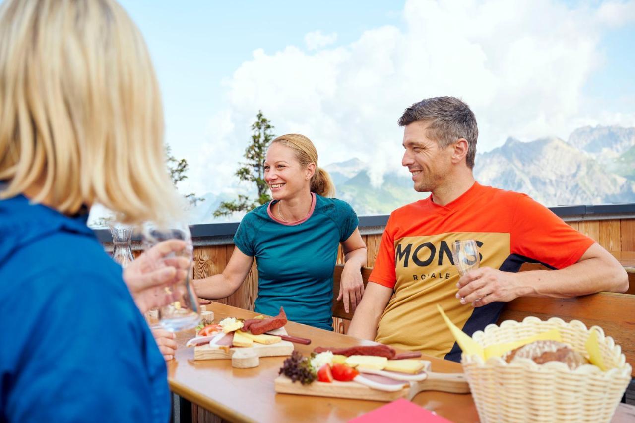 Alpine Lodge Kloesterle Am Arlberg Екстер'єр фото