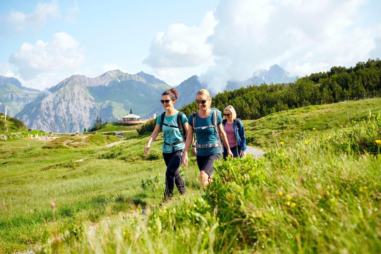 Alpine Lodge Kloesterle Am Arlberg Екстер'єр фото