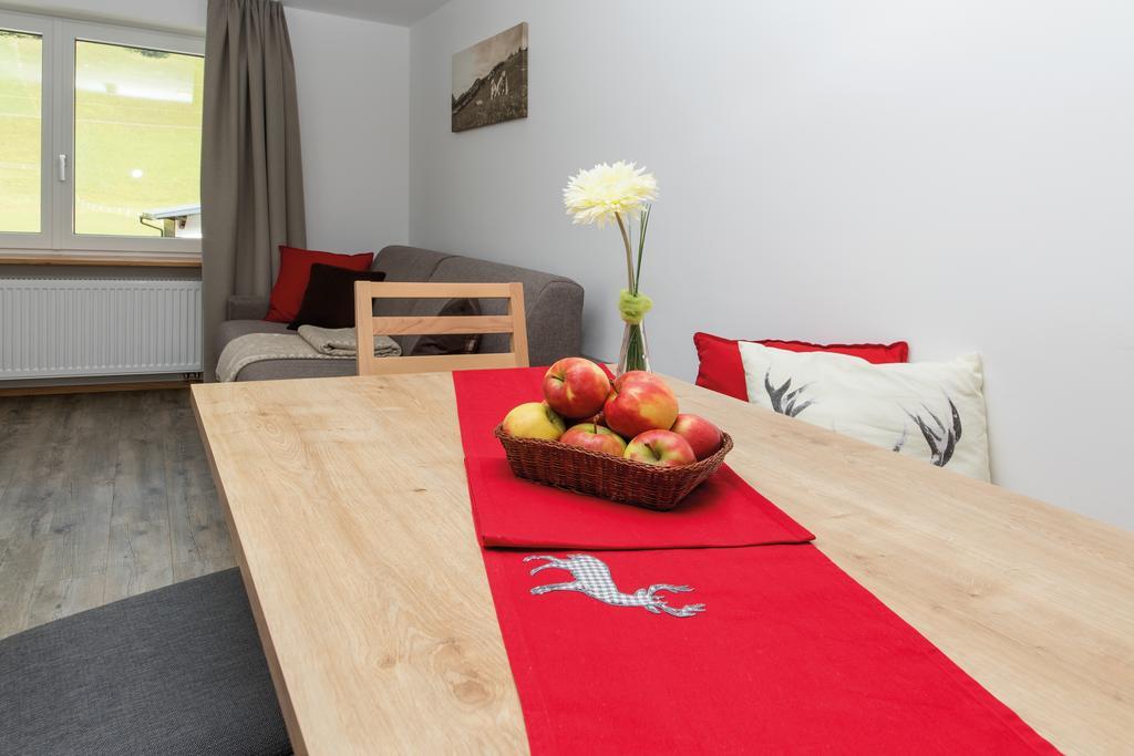 Alpine Lodge Kloesterle Am Arlberg Екстер'єр фото